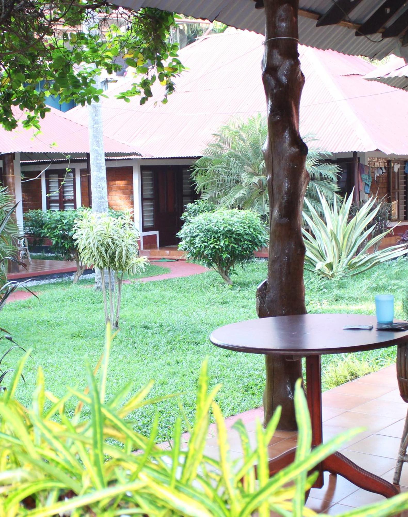Hill View Beach Resort Варкала Экстерьер фото