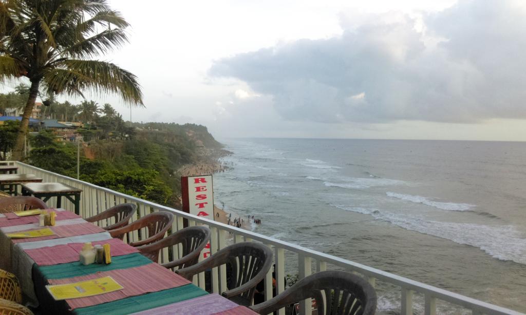Hill View Beach Resort Варкала Экстерьер фото