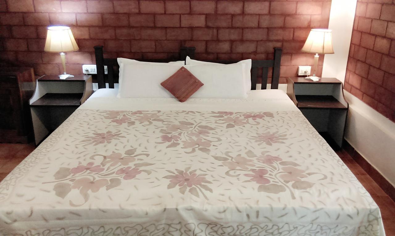Hill View Beach Resort Варкала Экстерьер фото